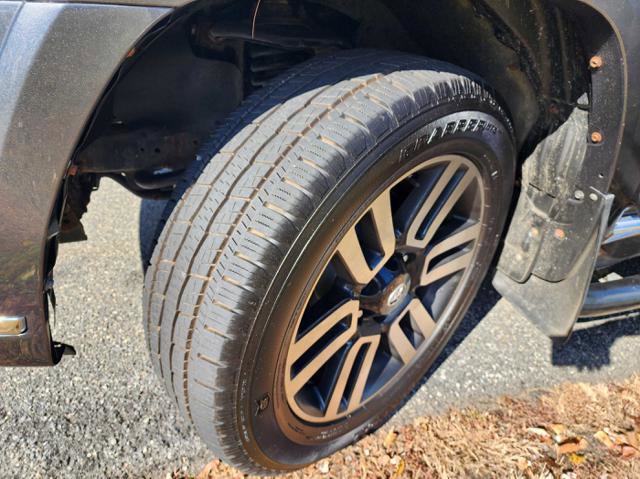 Used 2014 Toyota 4Runner Limited AWD/4WD image 9