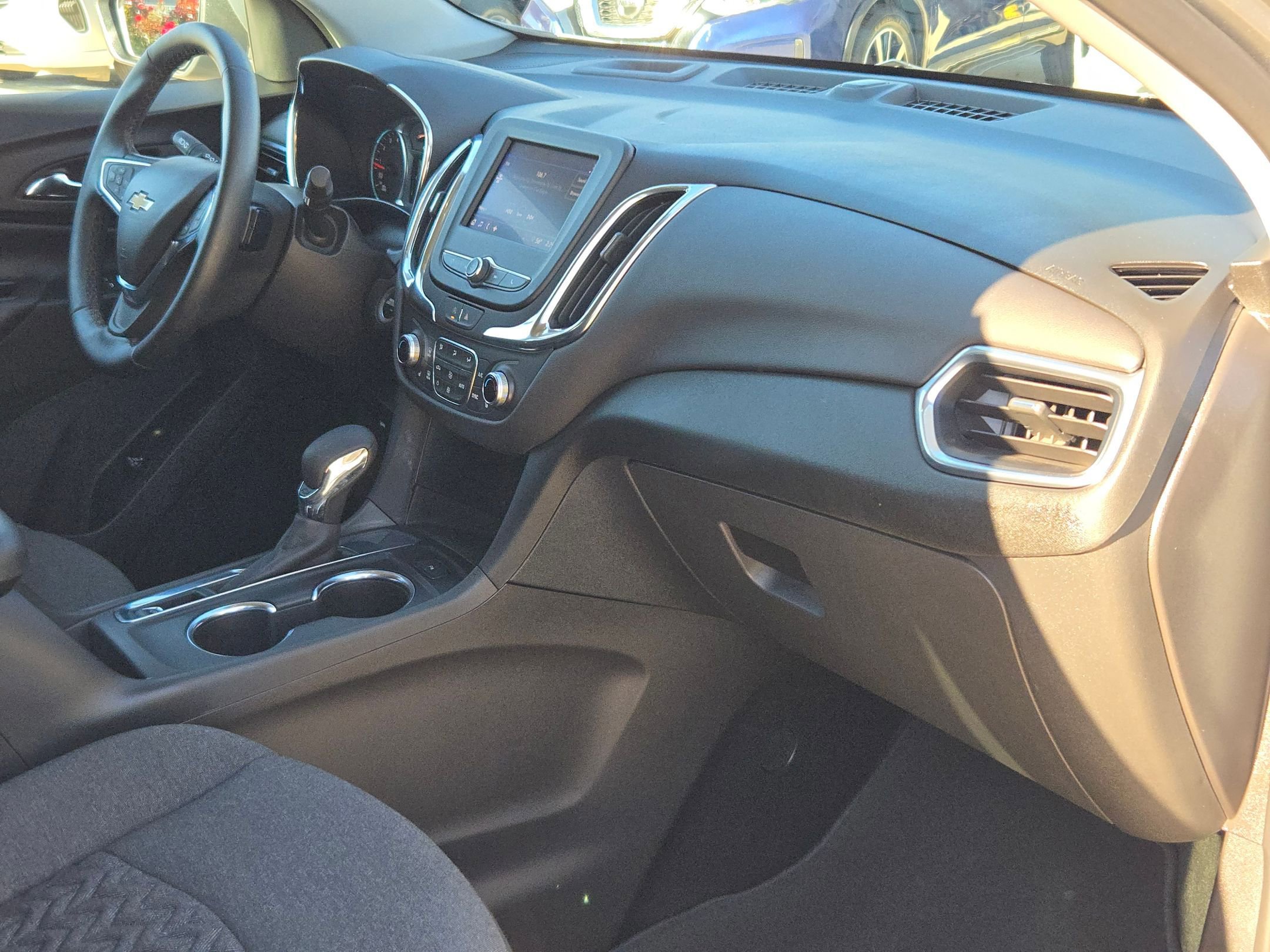 Used 2024 Chevrolet Equinox LT image 28