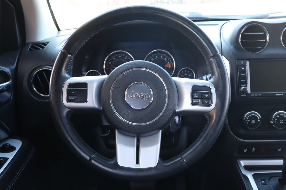 Used 2016 Jeep Compass High Altitude AWD/4WD image 18