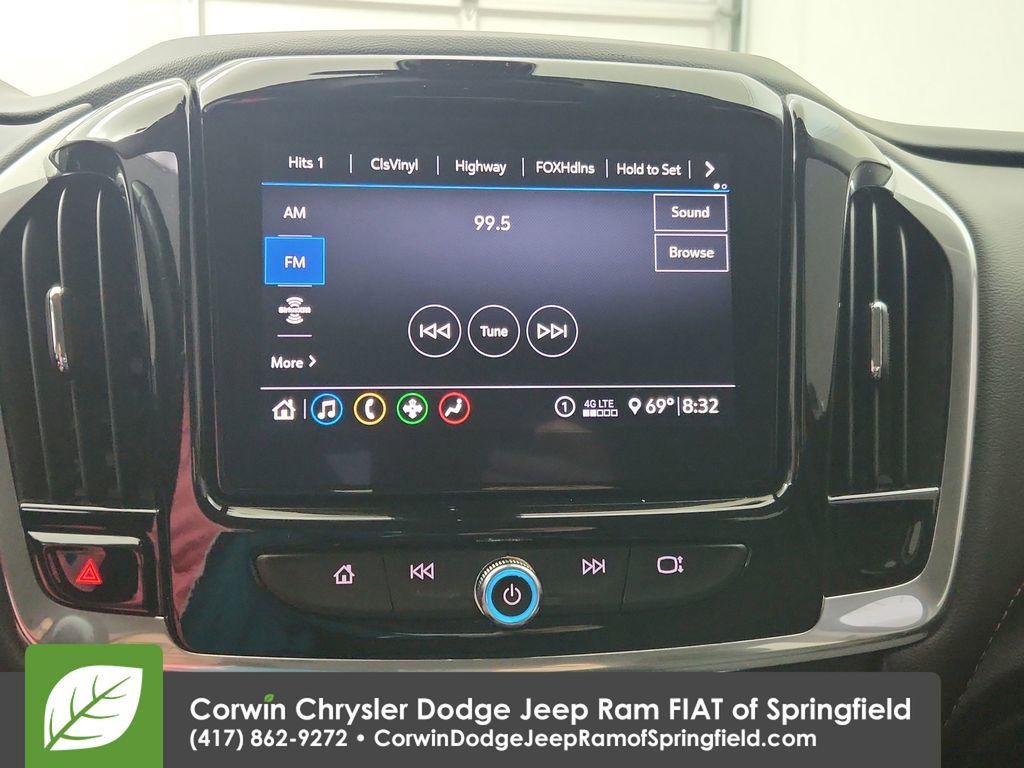 Used 2020 Chevrolet Traverse LT w/ Driver Confidence II Package AWD/4WD image 23