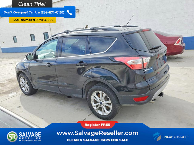 Used 2018 Ford Escape SE image 3