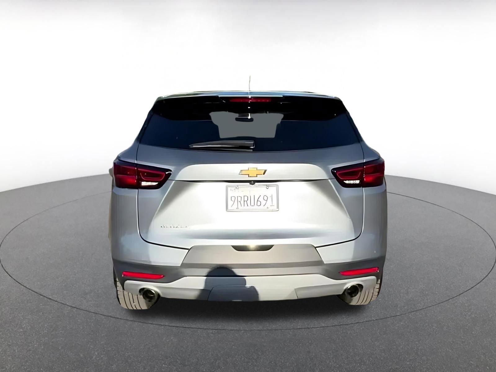 Used 2025 Chevrolet Blazer LT image 11