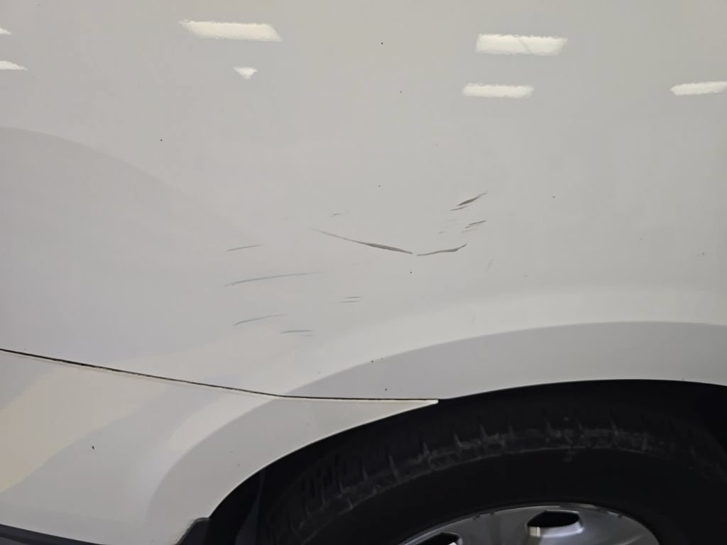 Used 2017 Chevrolet Traverse LS FWD image 8