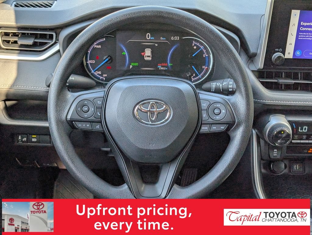Used 2025 Toyota RAV4 XLE AWD/4WD image 15