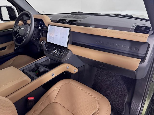 New 2026 Land Rover Defender 110 S image 31