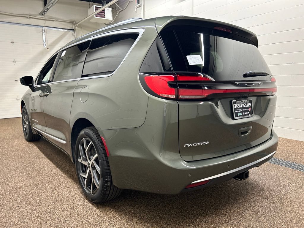 New 2027 Chrysler Pacifica Pinnacle AWD/4WD image 4