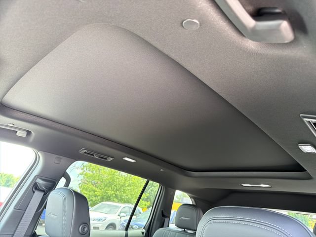 New 2026 Buick Enclave Avenir w/ Super Cruise Package AWD/4WD image 14