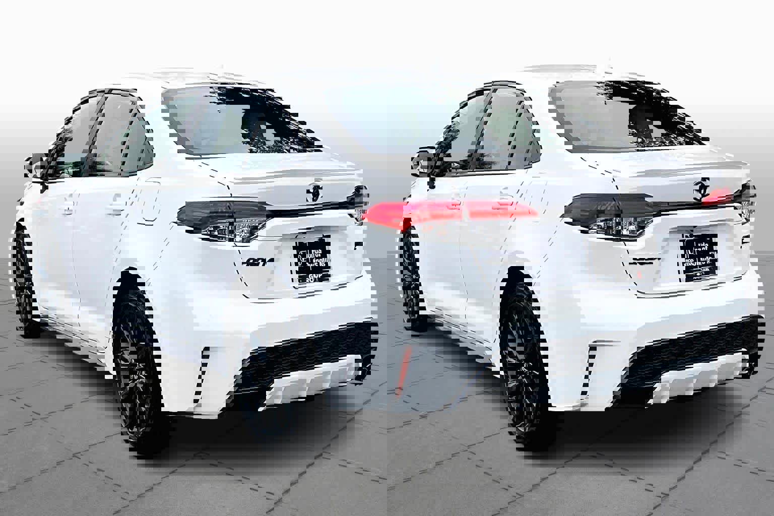 Used 2022 Toyota Corolla SE image 11