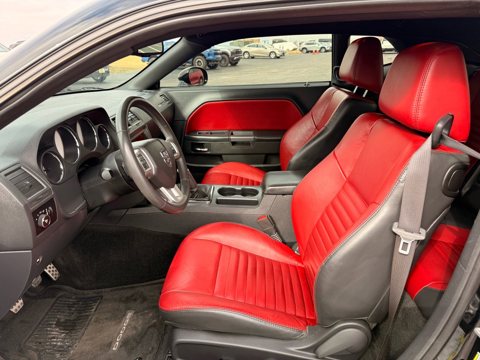 Used 2013 Dodge Challenger R/T Plus image 15