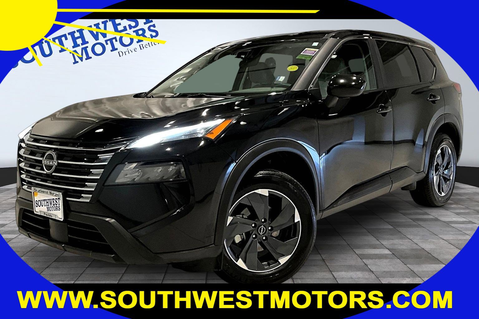 Used 2025 Nissan Rogue SV image 1