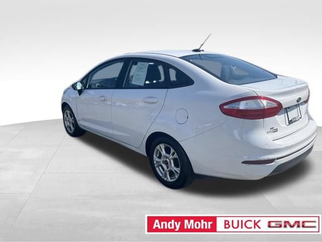 Used 2015 Ford Fiesta SE w/ Comfort Package FWD image 7