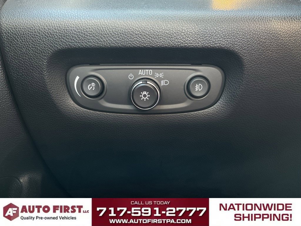 Used 2019 Chevrolet Traverse LT w/ LT Premium Package AWD/4WD image 24