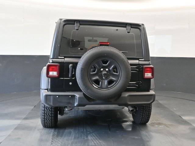 Used 2019 Jeep Wrangler Unlimited Sport AWD/4WD image 23