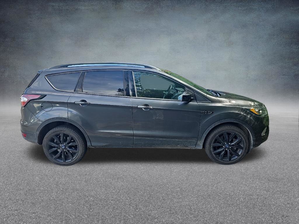 Used 2018 Ford Escape SE w/ SE Sport Appearance Package AWD/4WD image 8
