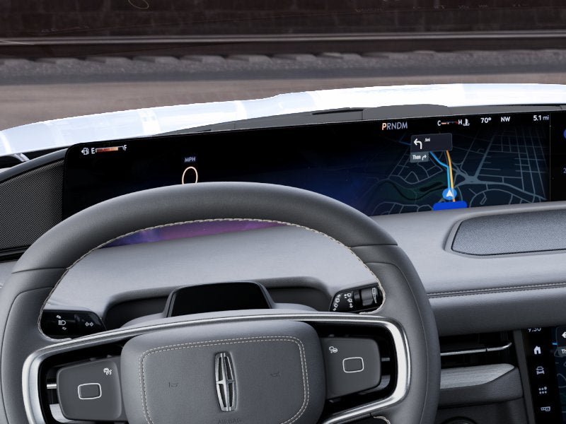 New 2027 Lincoln Navigator Reserve AWD/4WD image 13