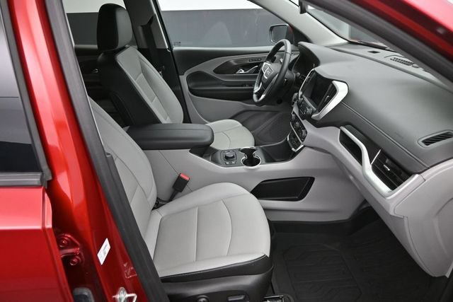 Used 2023 GMC Terrain SLT w/ LPO, Floor Liner Package FWD image 10