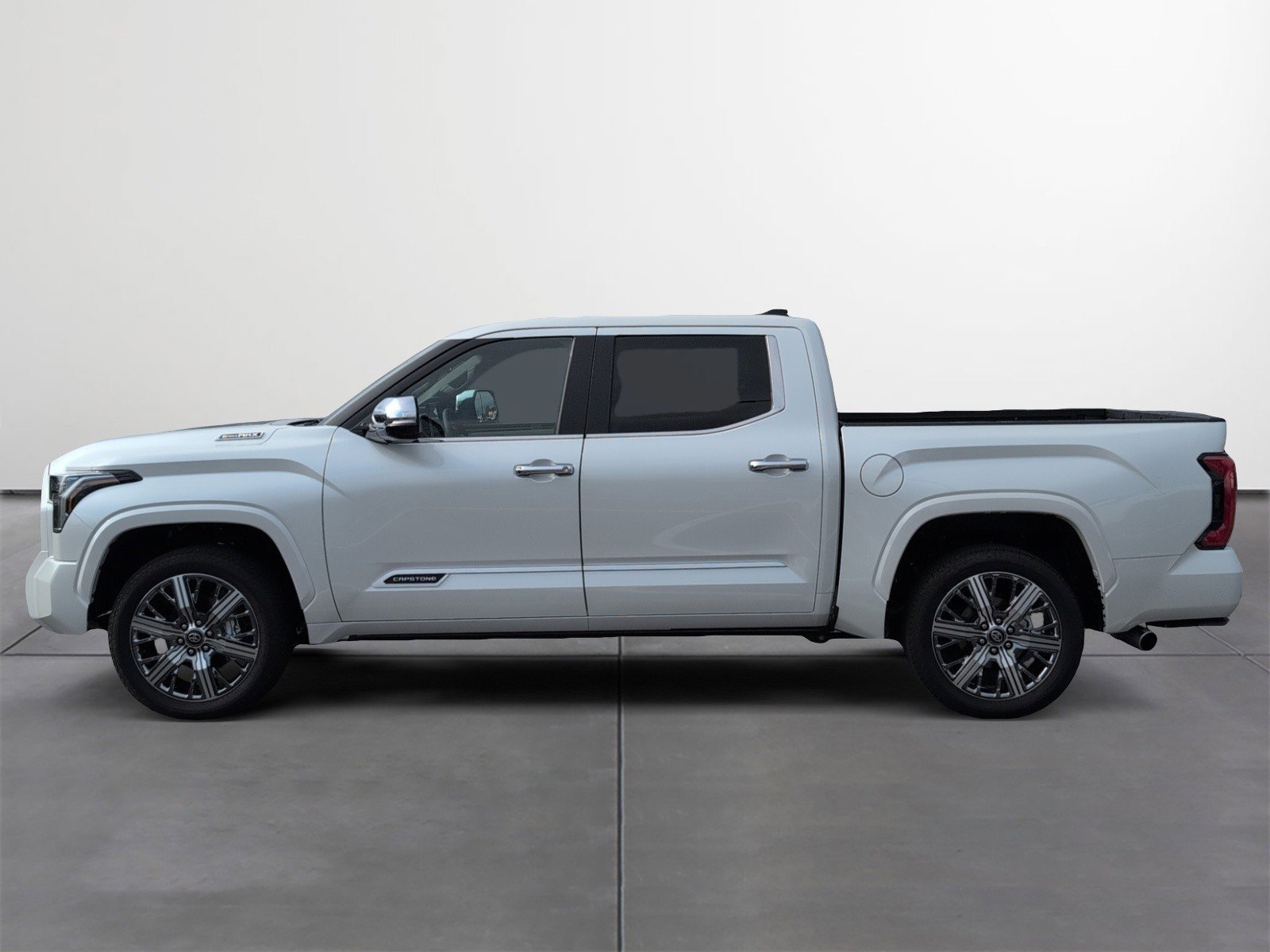 Used 2025 Toyota Tundra Capstone image 3