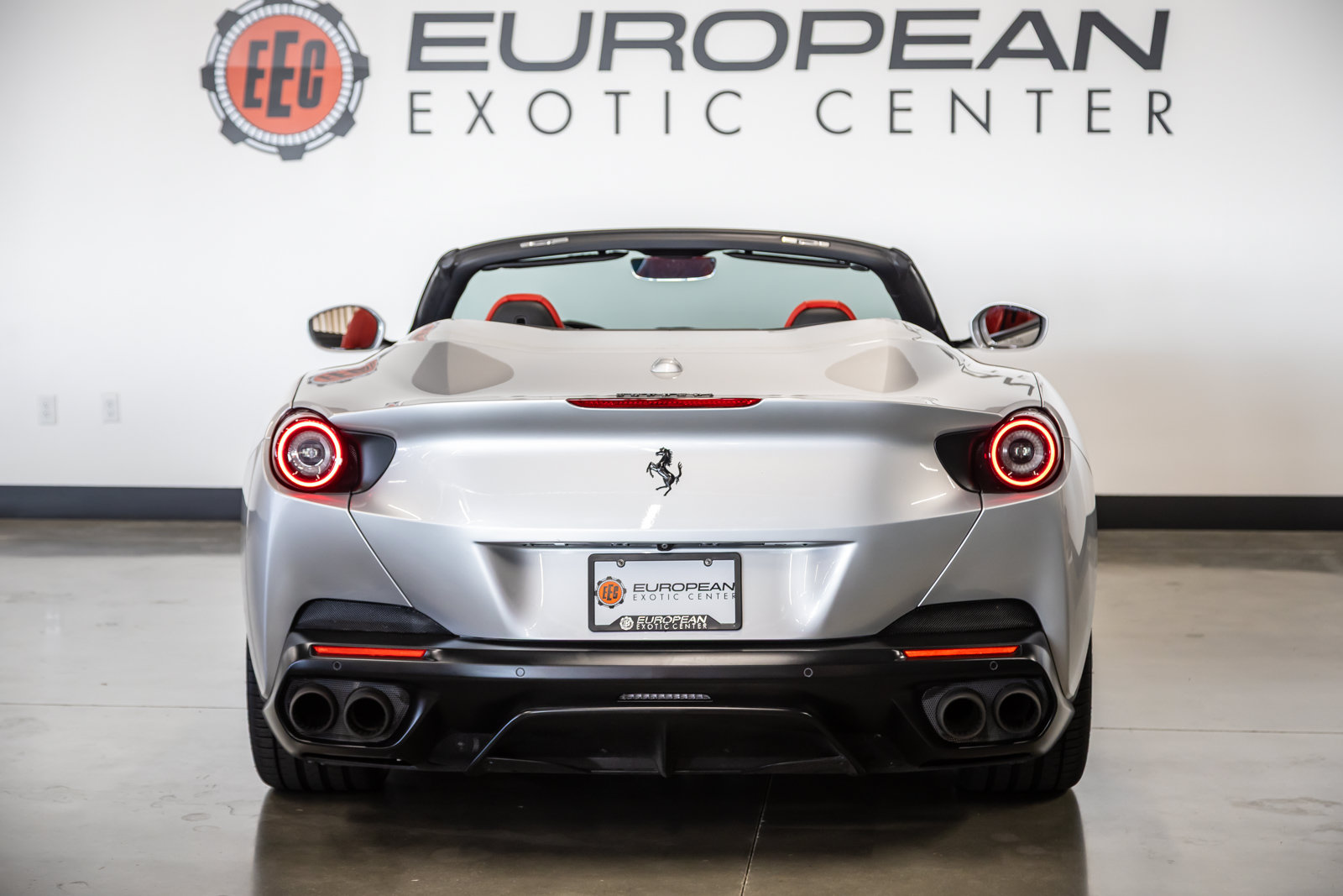 Used 2019 Ferrari Portofino RWD image 7