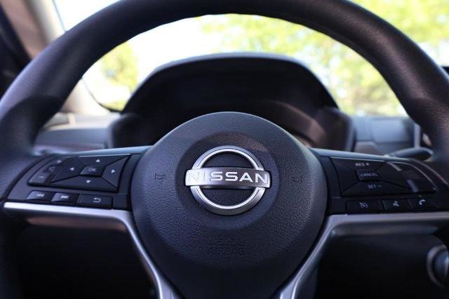 Certified 2025 Nissan Altima 2.5 SV FWD image 9