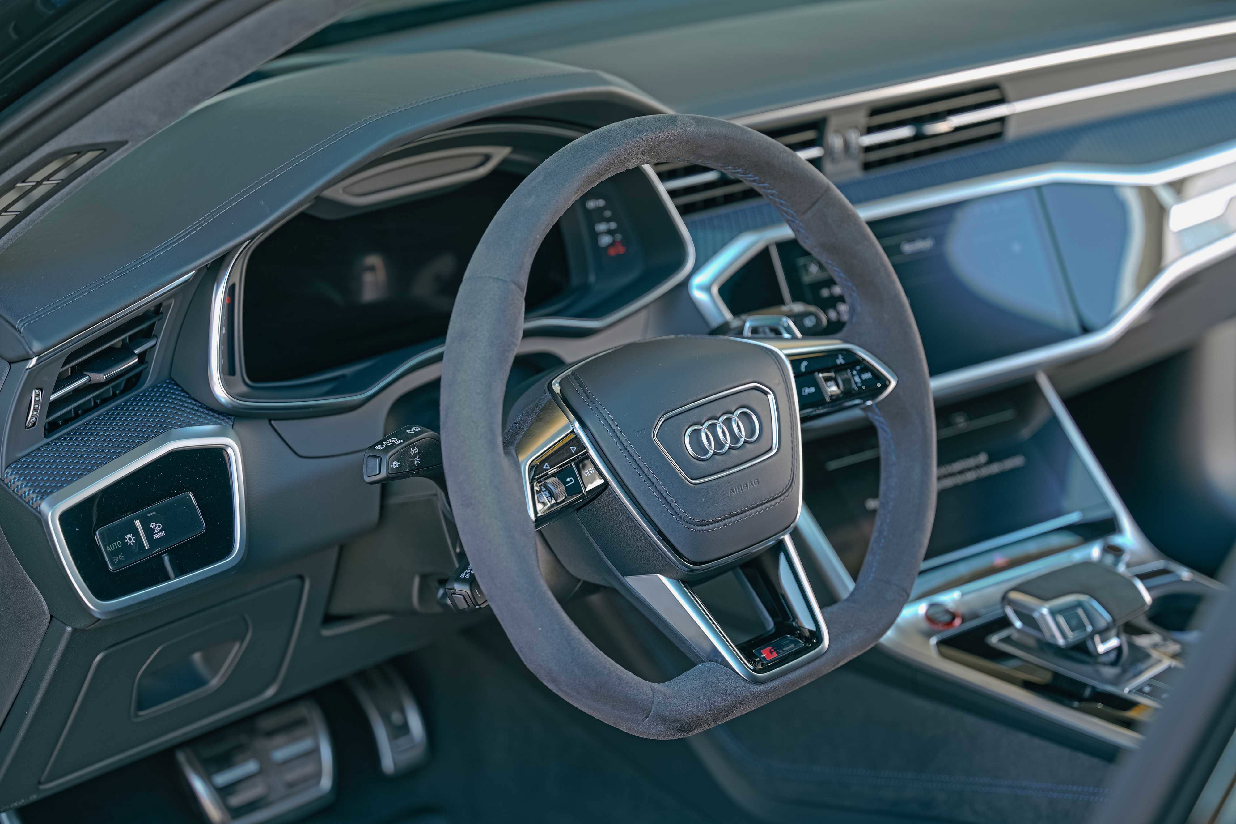 Used 2025 Audi RS 6 performance image 8