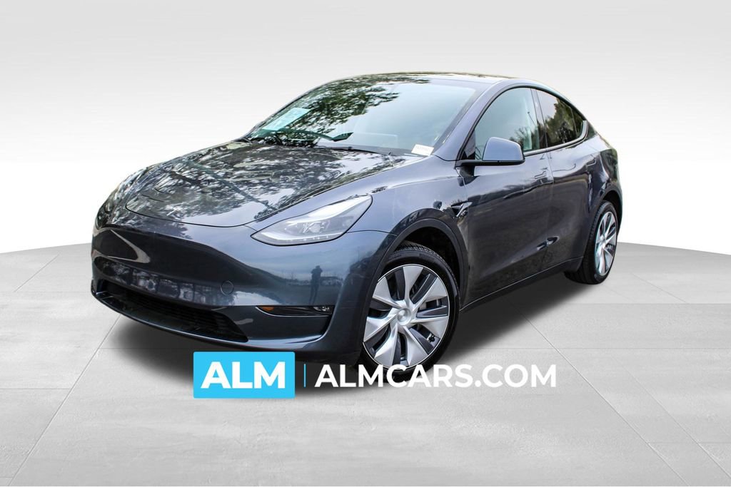 Used 2023 Tesla Model Y Long Range image 1