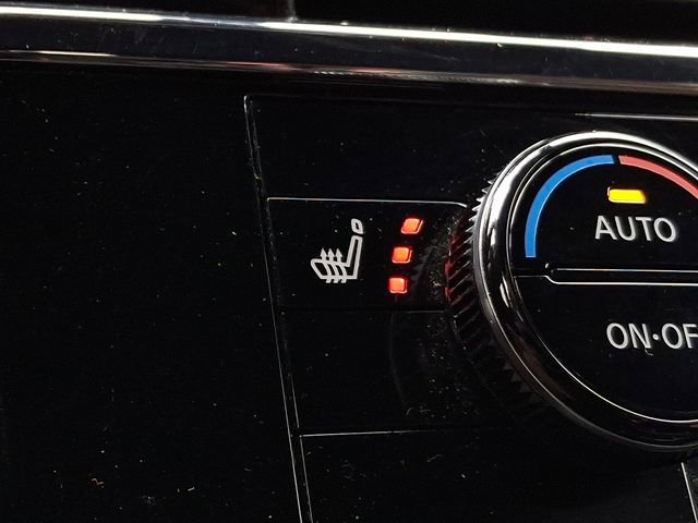 Used 2024 Nissan Pathfinder Rock Creek AWD/4WD image 24