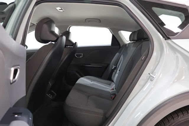 Used 2025 Kia K4 FWD image 29