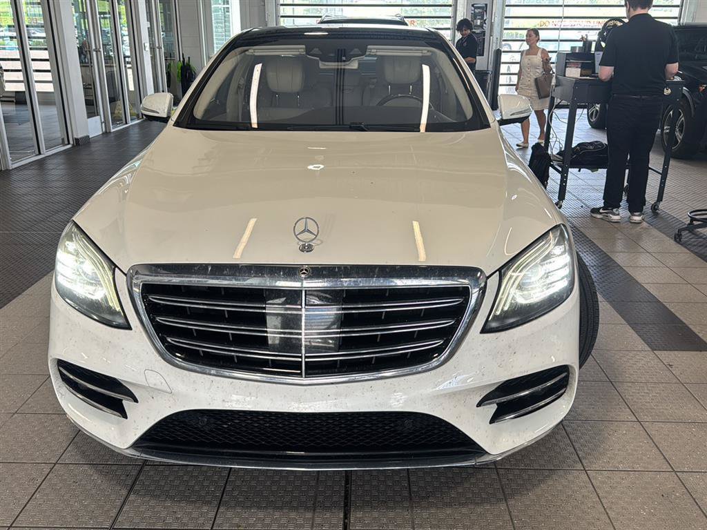 Used 2018 Mercedes-Benz S 560 Sedan image 2