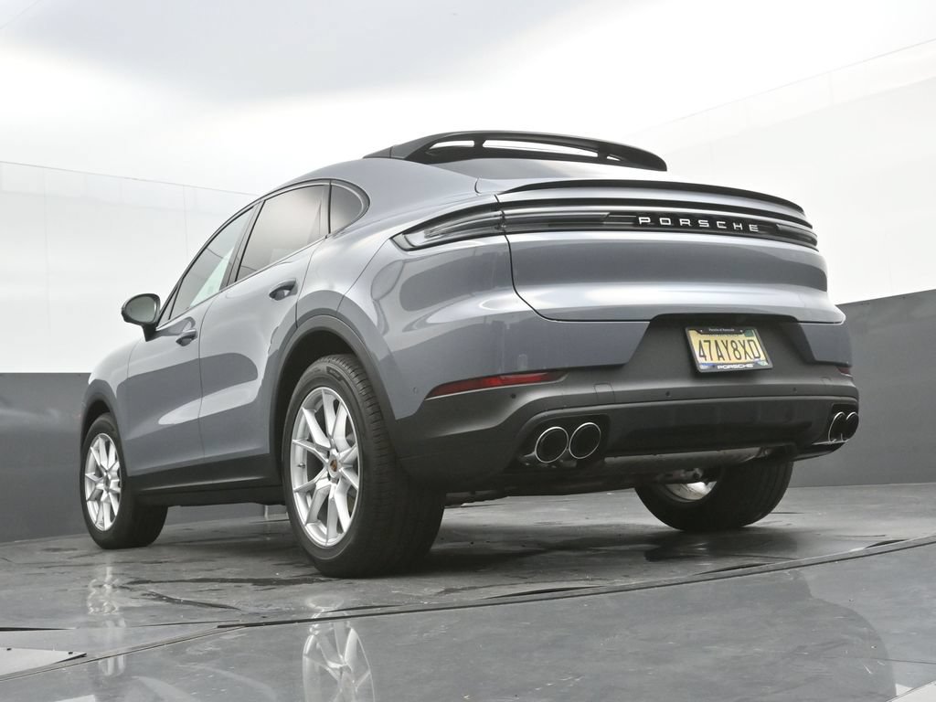 Certified 2026 Porsche Cayenne Coupe AWD/4WD image 33