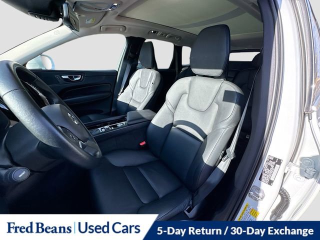 Used 2021 Volvo XC60 T5 Momentum image 22