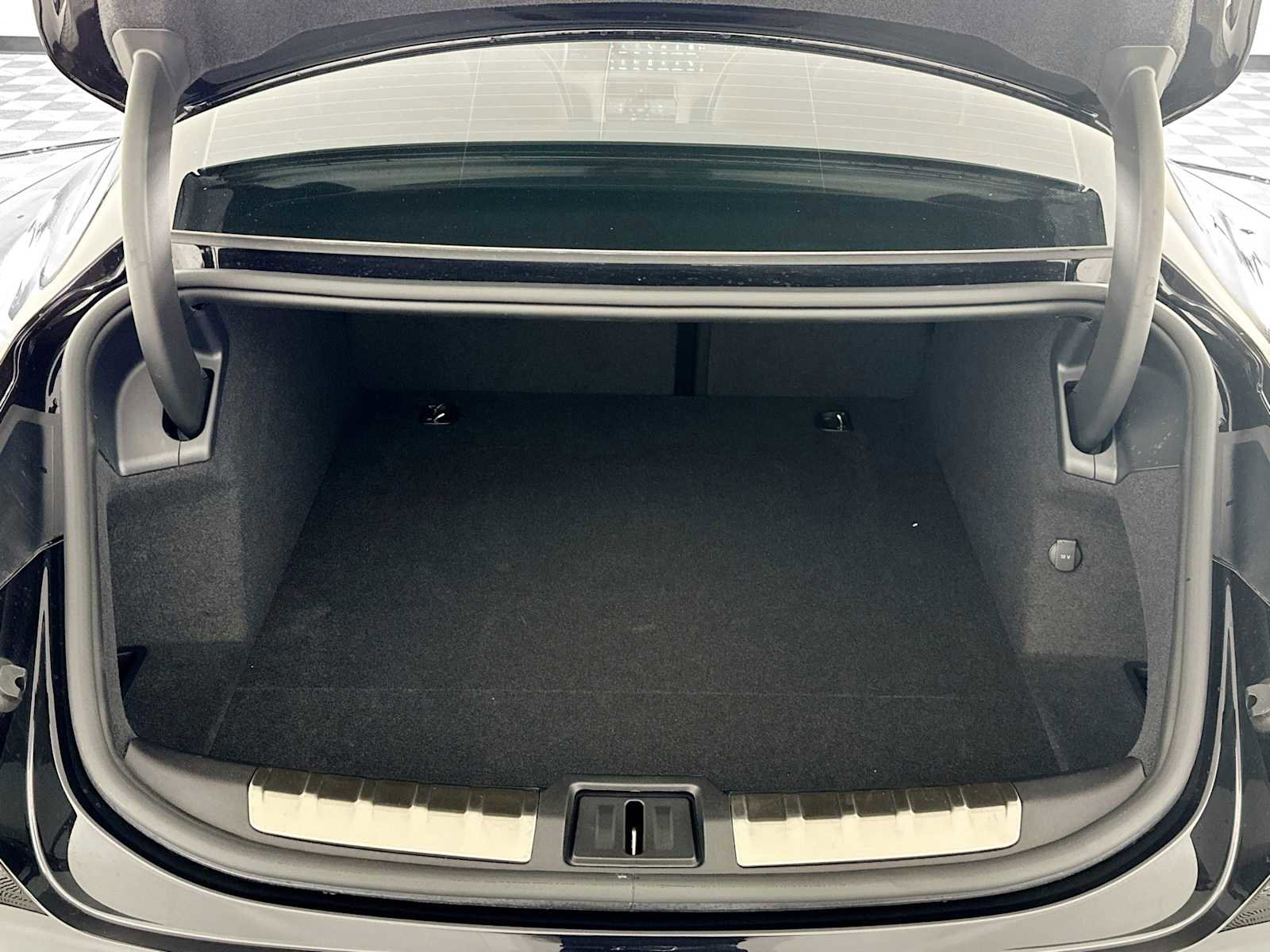 New 2025 Porsche Taycan 4S image 25