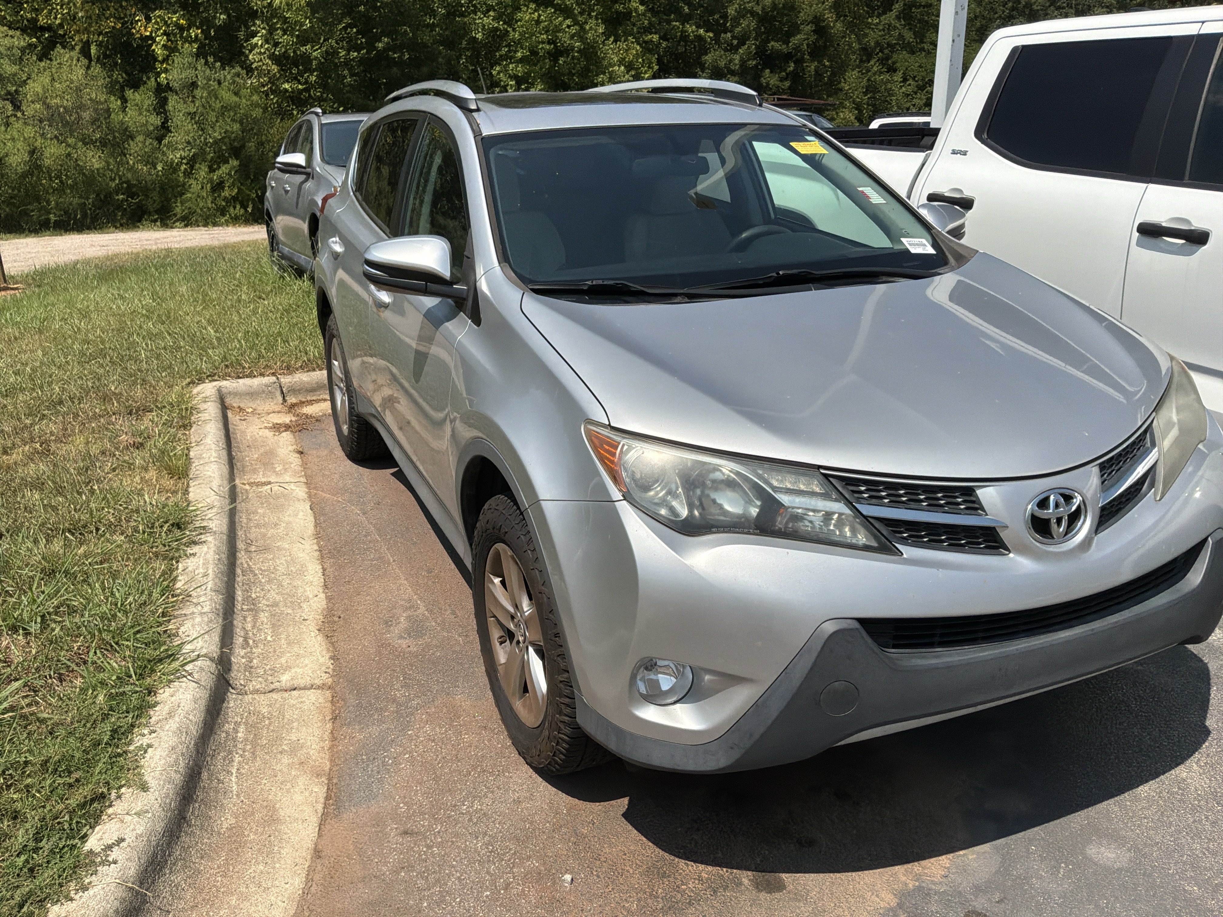Used 2015 Toyota RAV4 XLE FWD image 37