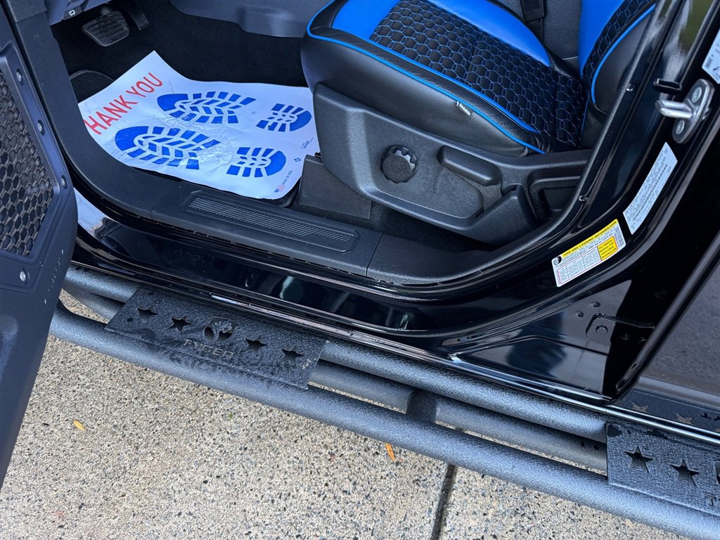 Used 2025 Ford Bronco 4-Door image 43