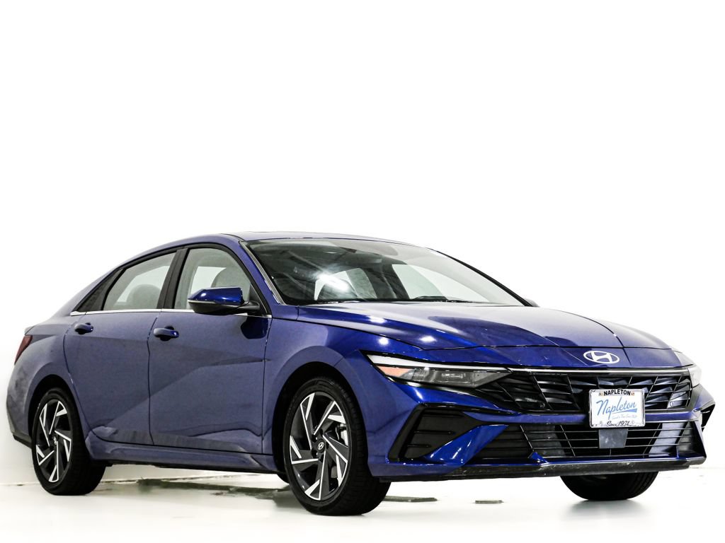 Used 2025 Hyundai Elantra Limited