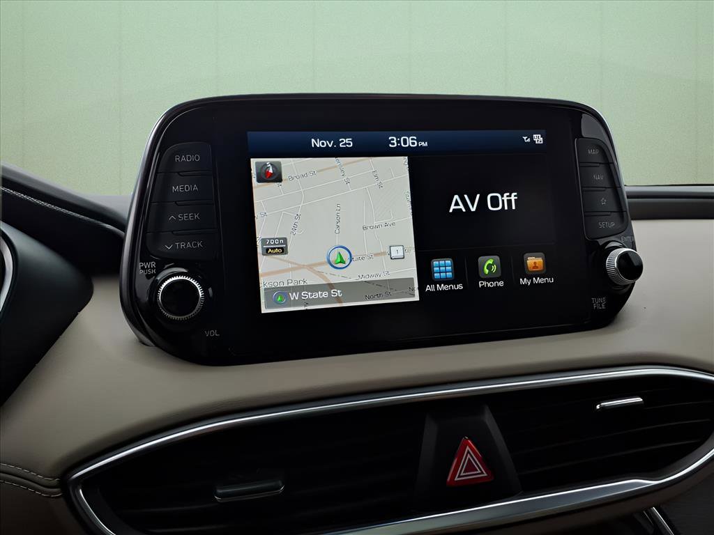 Used 2019 Hyundai Santa Fe AWD image 14