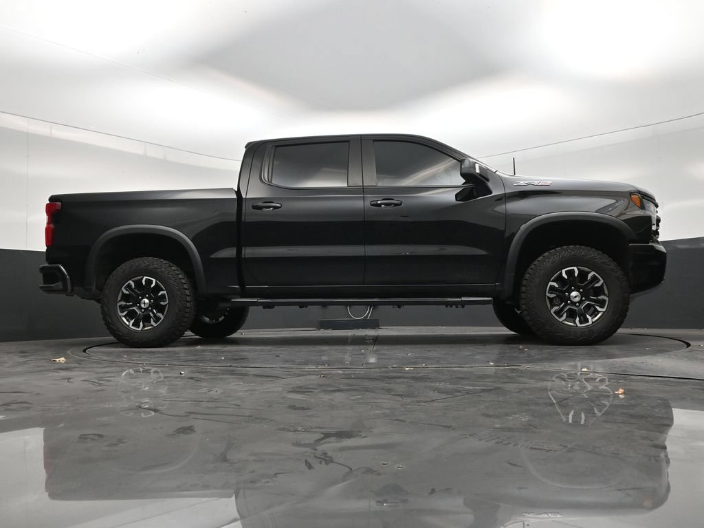 Used 2024 Chevrolet Silverado 1500 ZR2 w/ Technology Package AWD/4WD image 25