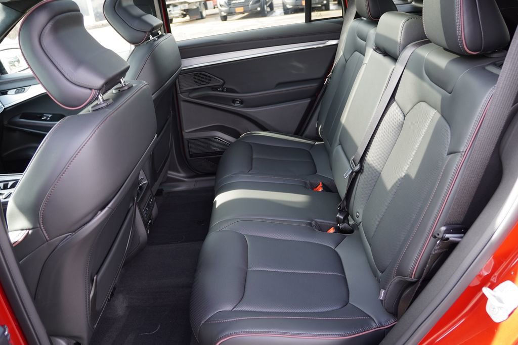 Used 2025 Jeep Wagoneer S Launch Edition AWD/4WD image 18