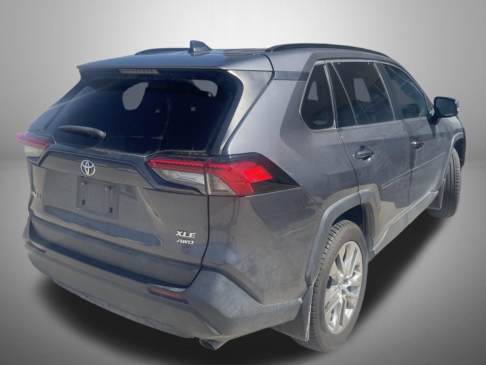 Used 2020 Toyota RAV4 XLE Premium w/ All Weather Liner Package AWD/4WD image 2