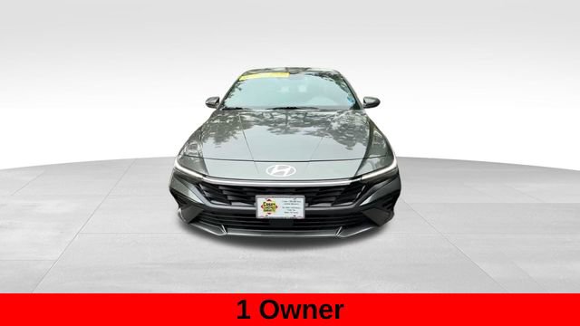 Used 2024 Hyundai Elantra SEL w/ Convenience Package FWD image 5