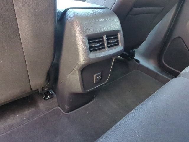 Used 2024 Chevrolet Equinox LT FWD image 25