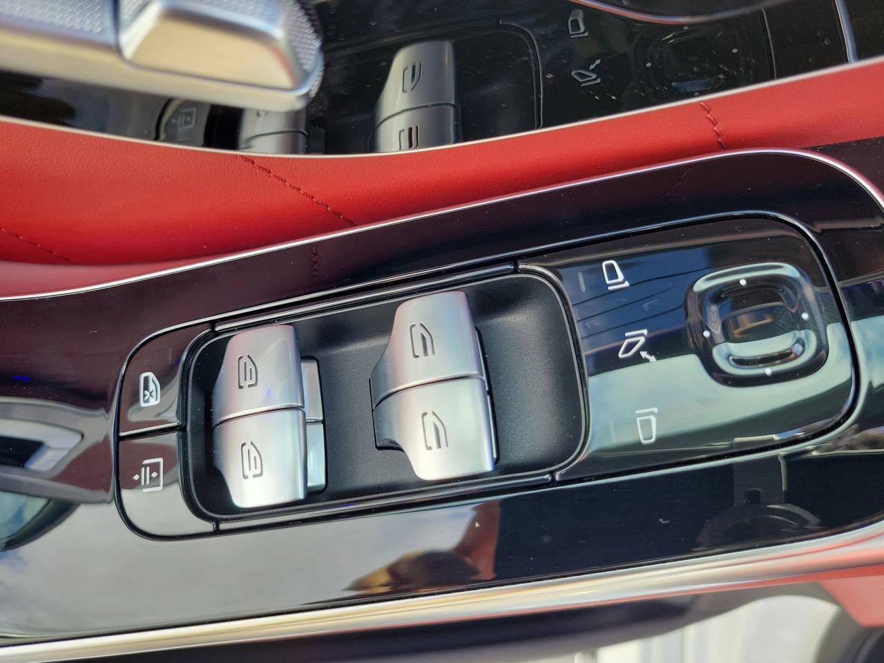 New 2026 Mercedes-Benz S 580 4MATIC Sedan image 19