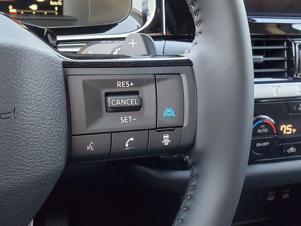 New 2026 Nissan Pathfinder SL image 18