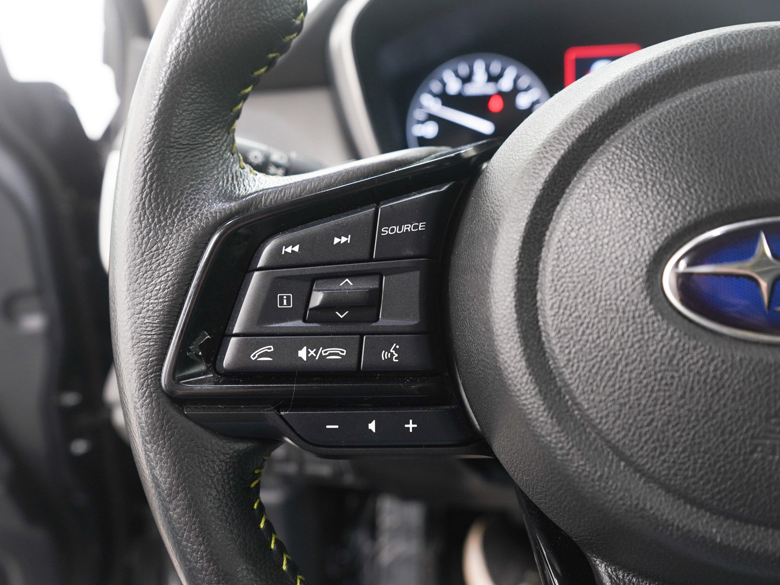 Used 2025 Subaru Outback Onyx Edition image 25