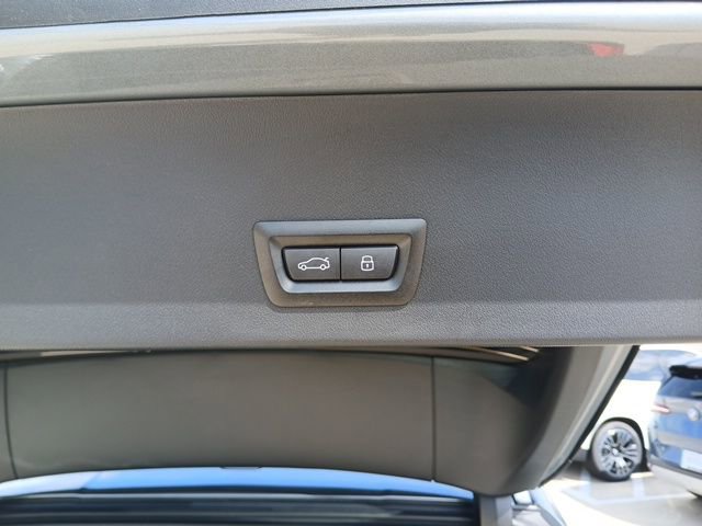 New 2025 BMW X3 xDrive30i w/ Premium Package image 10