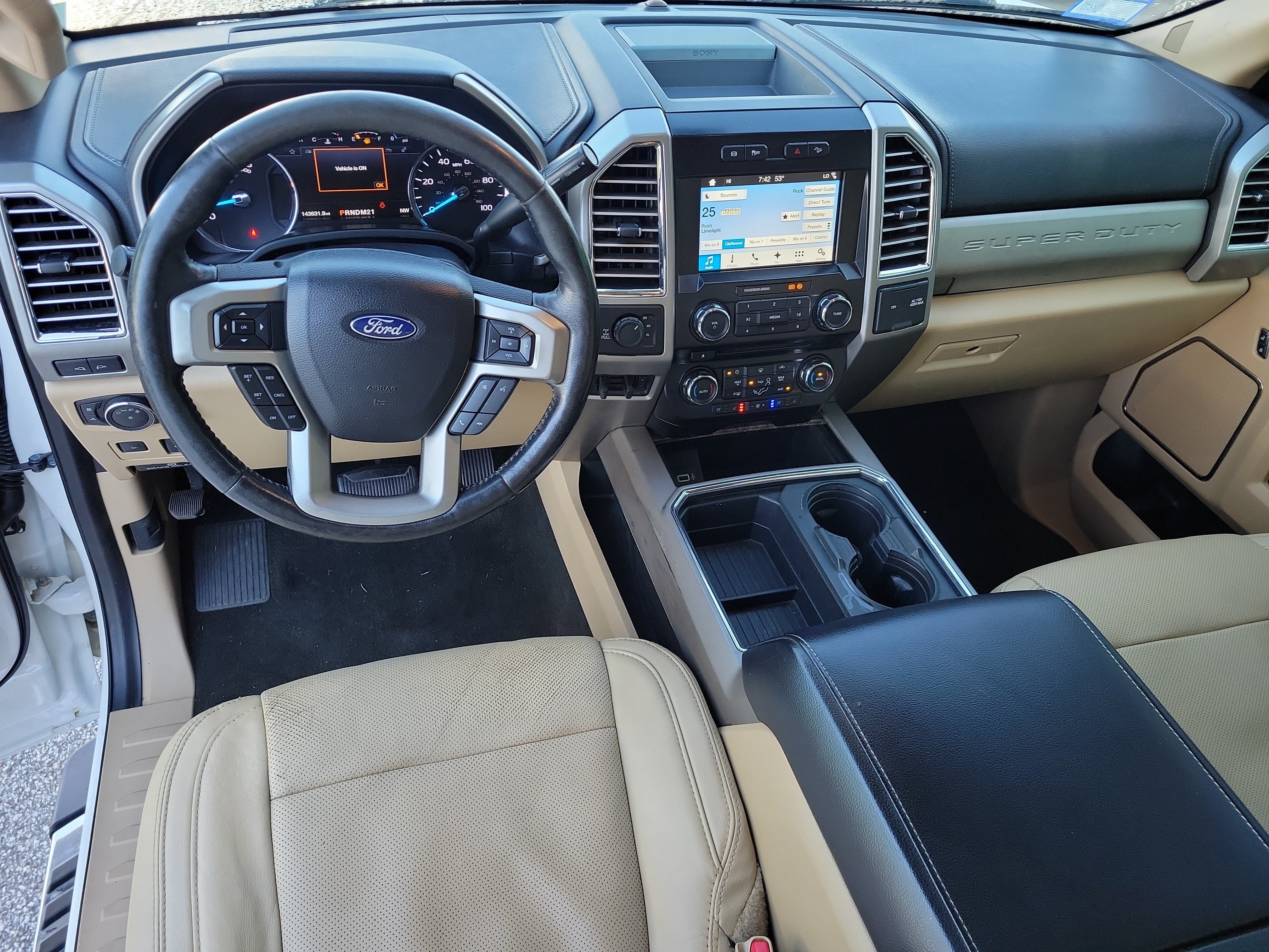 Used 2017 Ford F250 Lariat w/ Lariat Ultimate Package AWD/4WD image 14