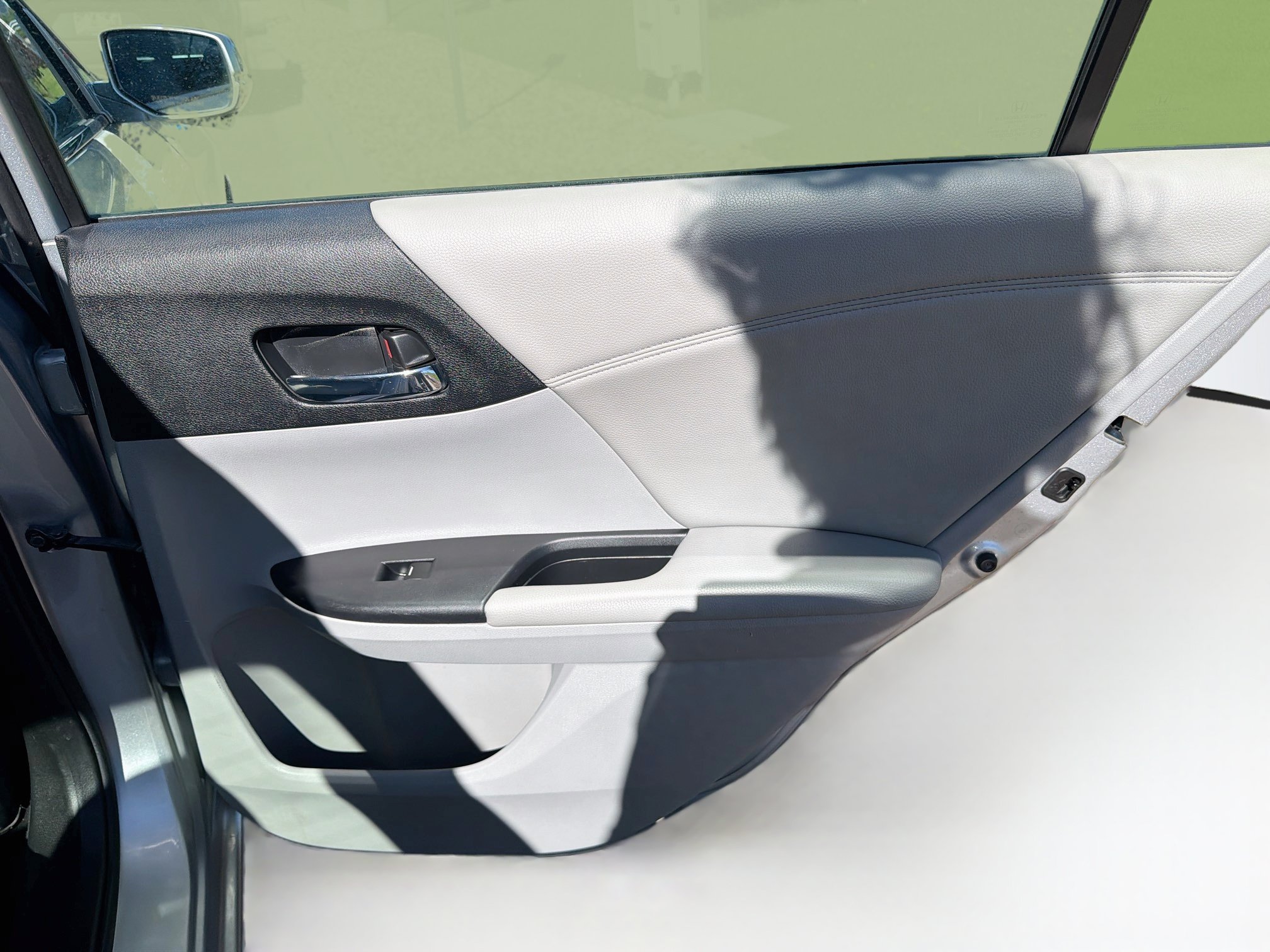 Used 2014 Honda Accord EX-L image 29