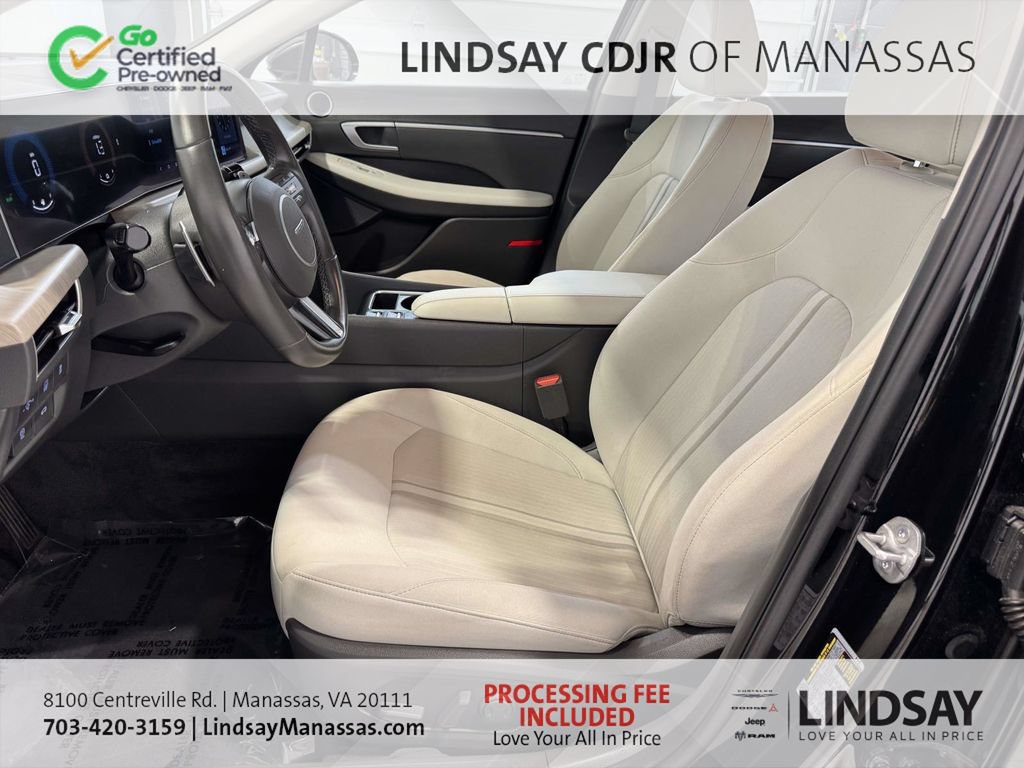 Used 2025 Hyundai Sonata SEL FWD image 19