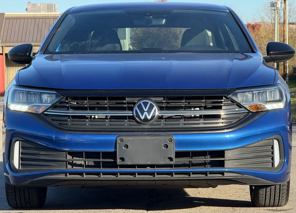 Used 2023 Volkswagen Jetta Sport FWD image 8