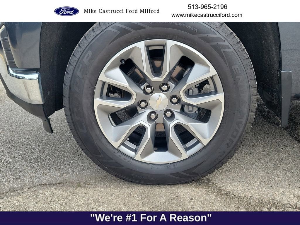 Used 2022 Chevrolet Silverado 1500 LT AWD/4WD image 9