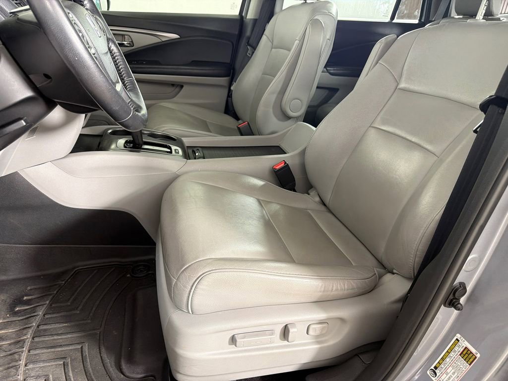 Used 2017 Honda Pilot EX-L image 10